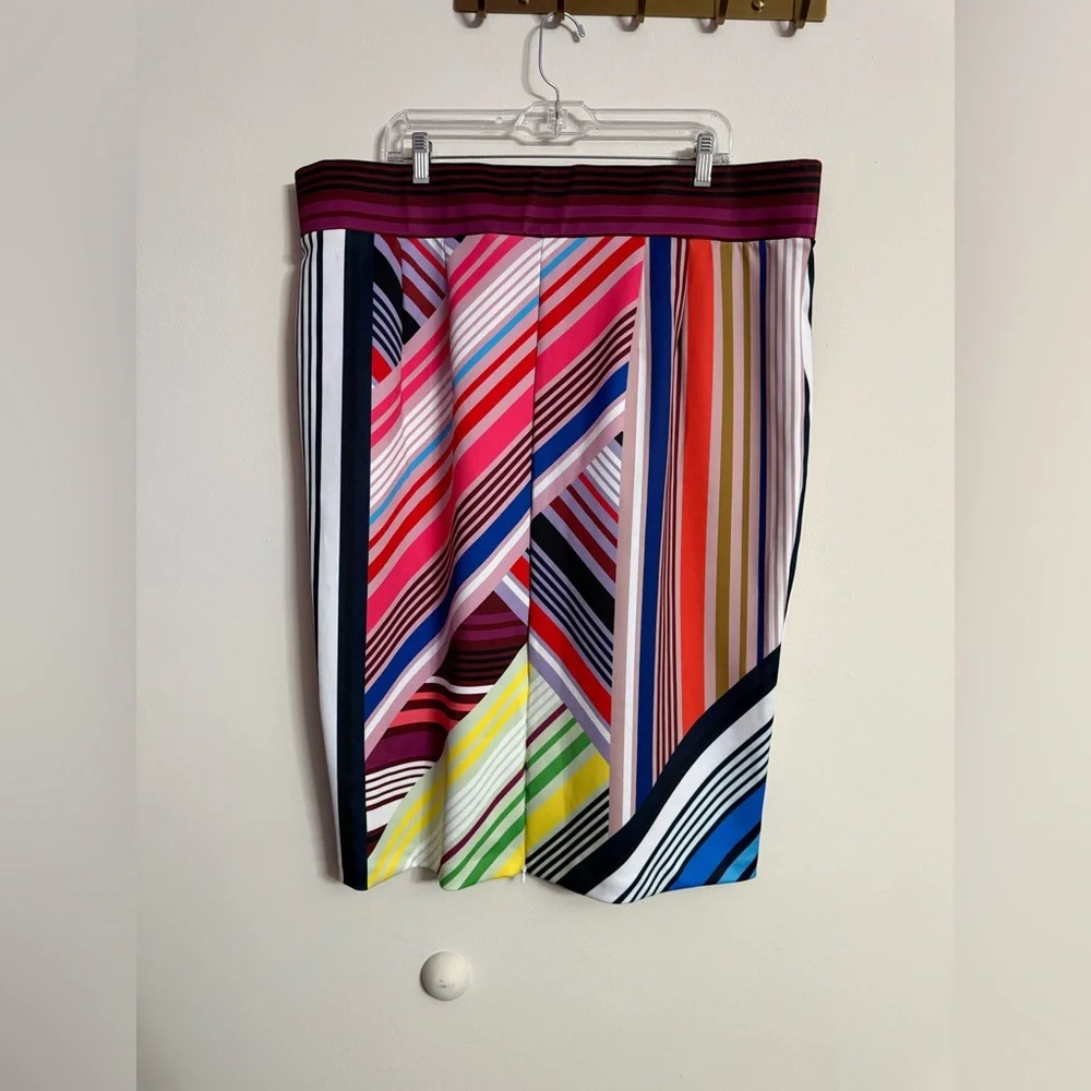 ELOQUII Multicolor Neoprene Scuba Horizontal Stripe Skirt NWOT Size 22 - Picture 4 of 5